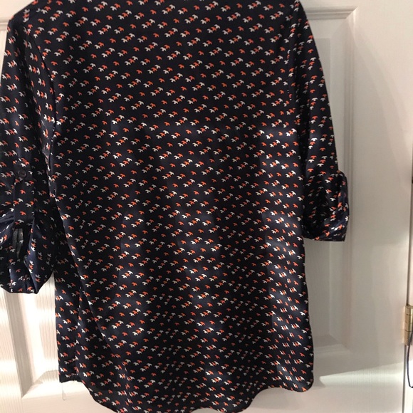 Anthropologie Blouse with tiny bird pattern, cute! - Picture 3 of 5